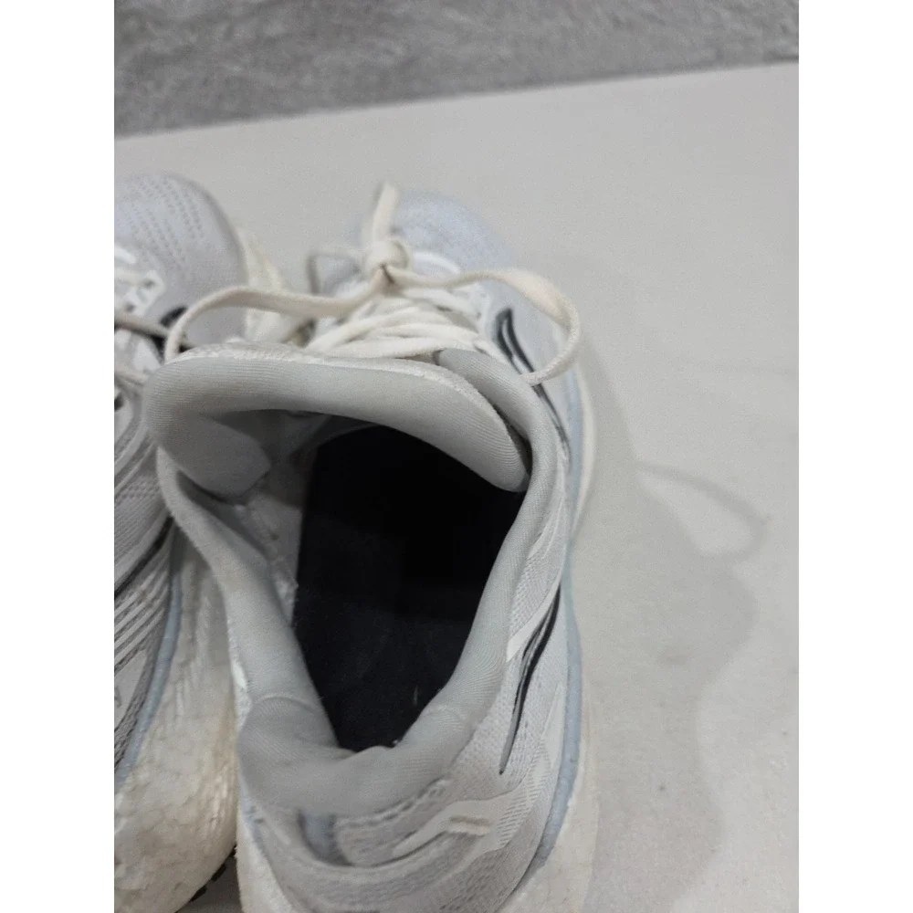 Saucony Triumph 20 Womens Running Shoes Fog Black S10759-11 Size 6
